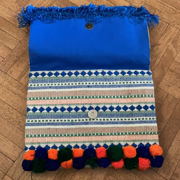 Embroidered Clutch - Picture 2 of 4